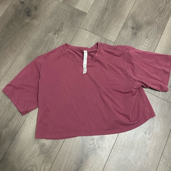 CRZ Yoga Cropped Workout Tee ✨$5 if bundled! - Picture 3 of 4